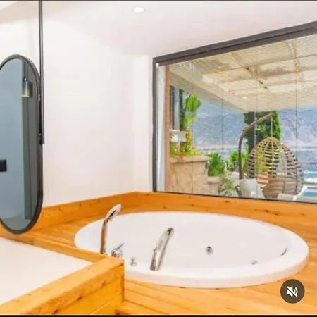 Reatred In Kalkan Aparthotel