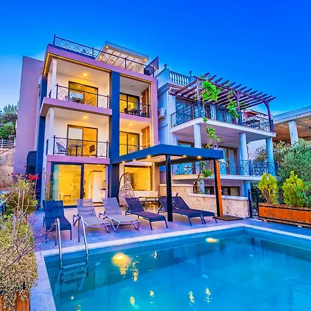 Reatred In Kalkan Aparthotel