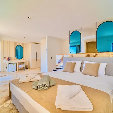 Reatred In Kalkan 3*