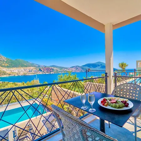 Reatred In Kalkan Aparthotel 3*