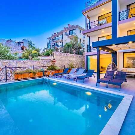 Reatred In Kalkan Aparthotel