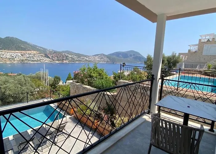 Reatred In Kalkan 3*